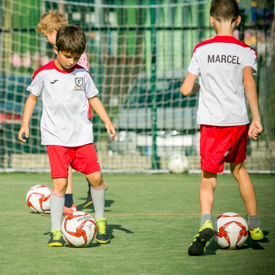 Zajęcia dla dzieci Piłka nożna dla  przedszkolaków rocznik 2014-2016 w Warszawie
