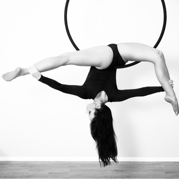 Zajęcia dla dzieci Aerial Hoop Kids- akrobatyka na kole, 7-12 lat, średniozaawansowany w Warszawie