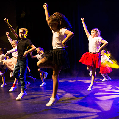 Zajęcia dla dzieci Broadway Dance, 7-11 lat (poziom początkujący) w Warszawie