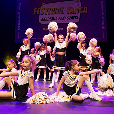 Zajęcia dla dzieci Cheerleaderki, 7-11 lat (poziom początkujący) w Warszawie
