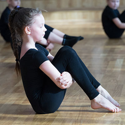Joga dla dzieci w Markach  Szkoła Tańca Akademia Pani Szafki
