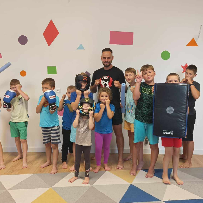 Zajęcia dla dzieci Kickboxing - grupa młodsza w Warszawie