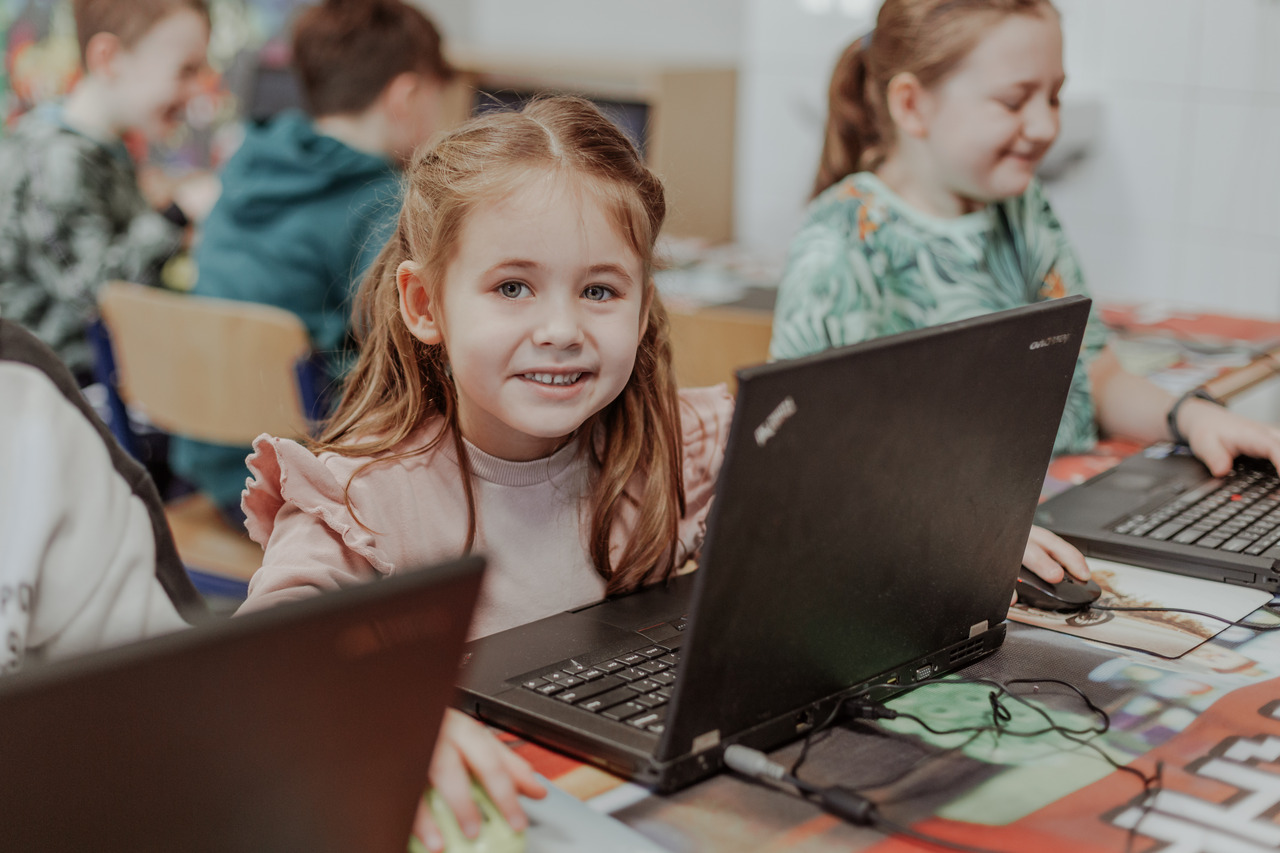Zajęcia dla dzieci Pogramowanie w świecie minecraft z językiem angielskim  w Warszawie